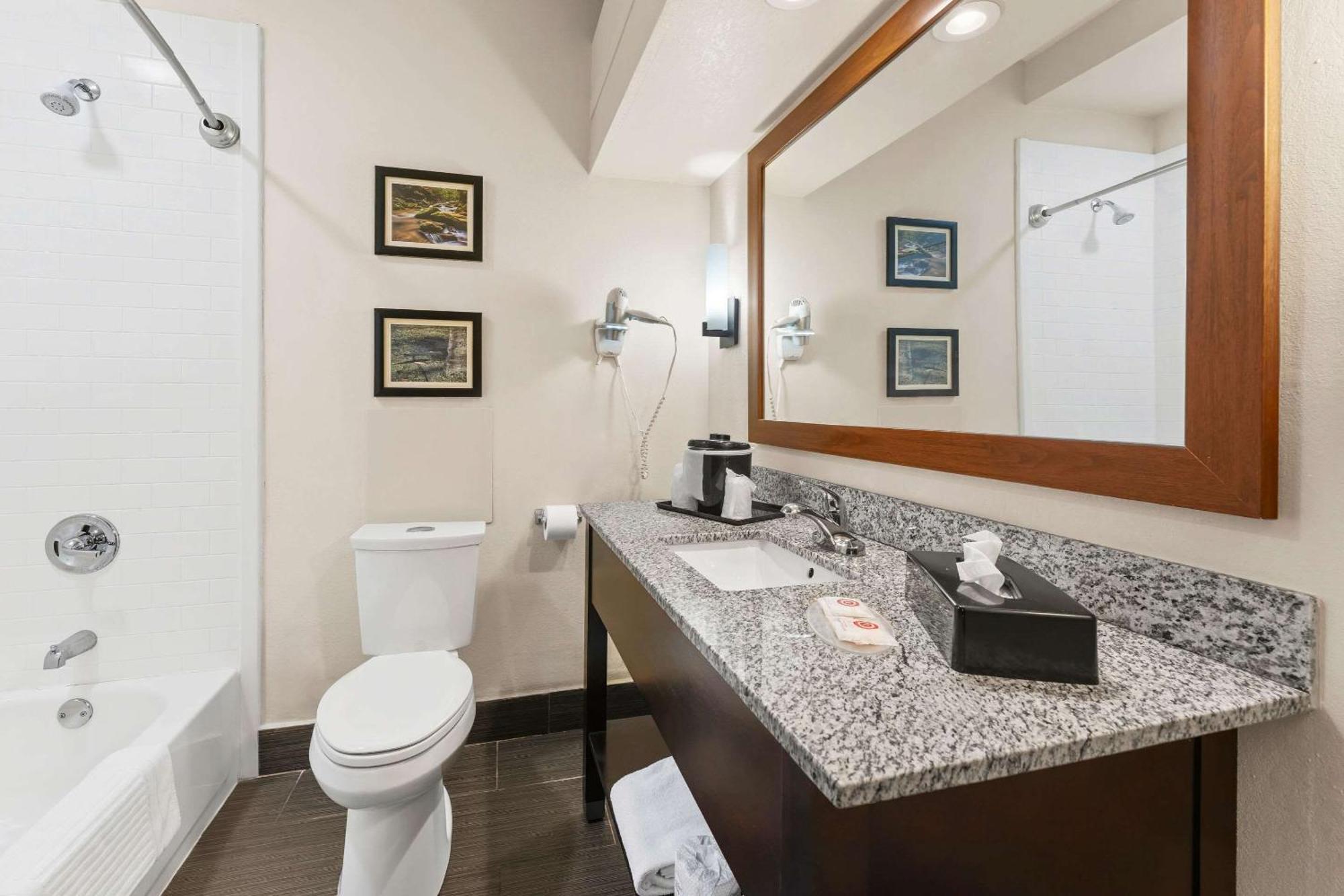Comfort Inn Lehigh Valley West Fogelsville Eksteriør bilde